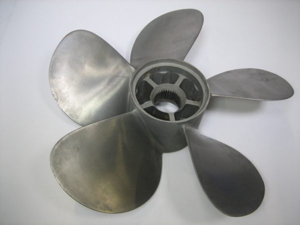mercury-m13-prop-slight-edge-wear-max-04062023-1-