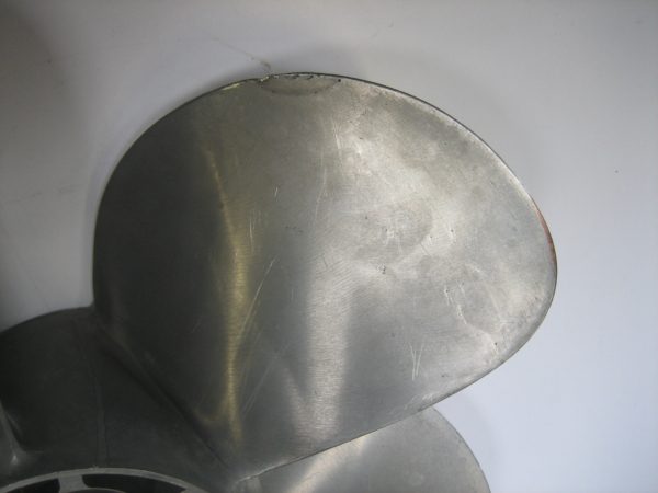 mercury-m13-prop-slight-edge-wear-max-04062023-4-