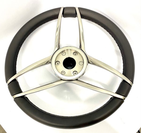 gussi_steeringwheel_th_8-24 -2-