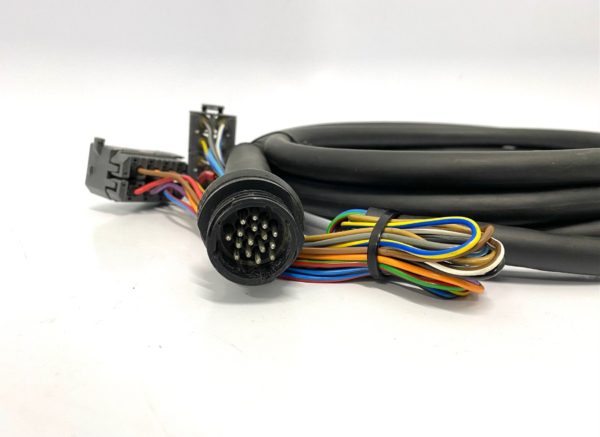 volvo_873912-th_8-30 -4-