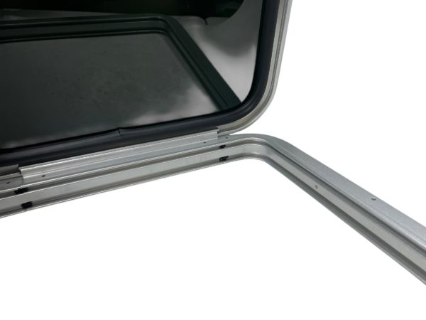 taylor-made-glass-boat-window-20-x-19-852931-marine-boat-brandon-y-20250605-124829-523979