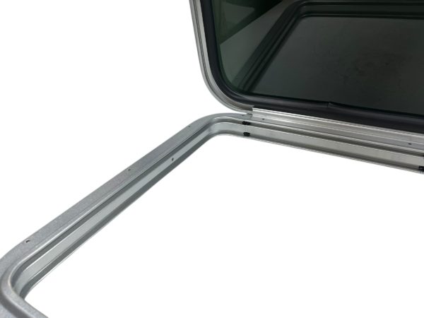 taylor-made-glass-boat-window-20-x-19-852931-marine-boat-brandon-y-20250605-124835-879958