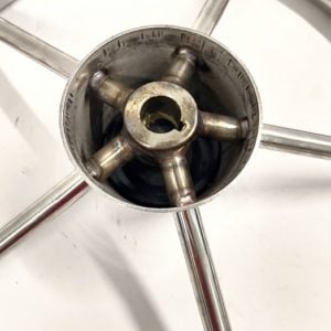 bostonwhaler_steeringwheel_fo_9123 -3-