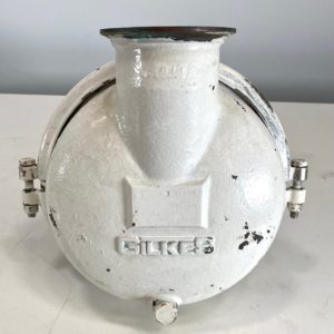 cat_0r-7720_th_9-5 -3-