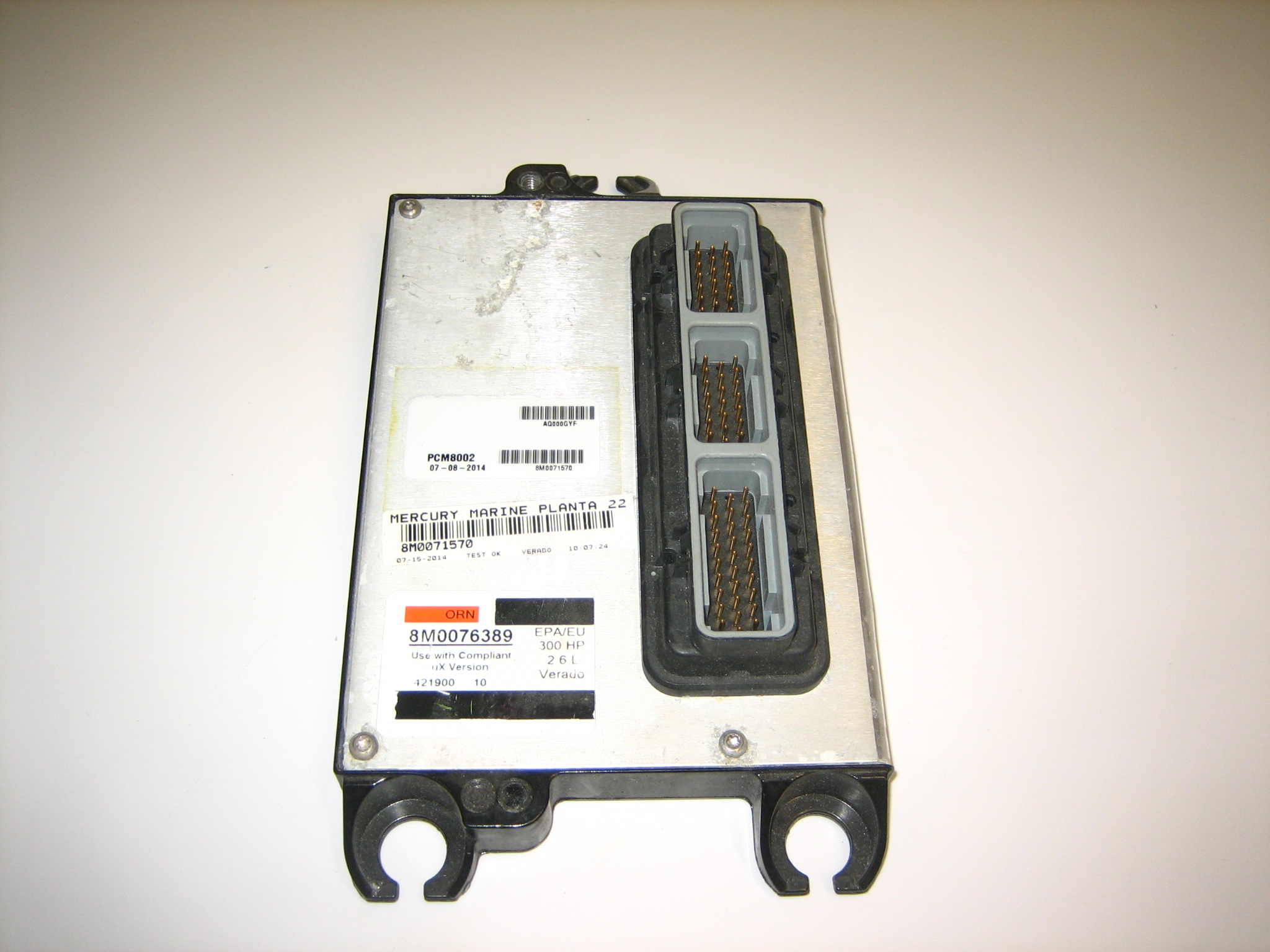mercury verado ecu for l6 300hp - 8m0076389 - condition unknown - max 09152023 -1-