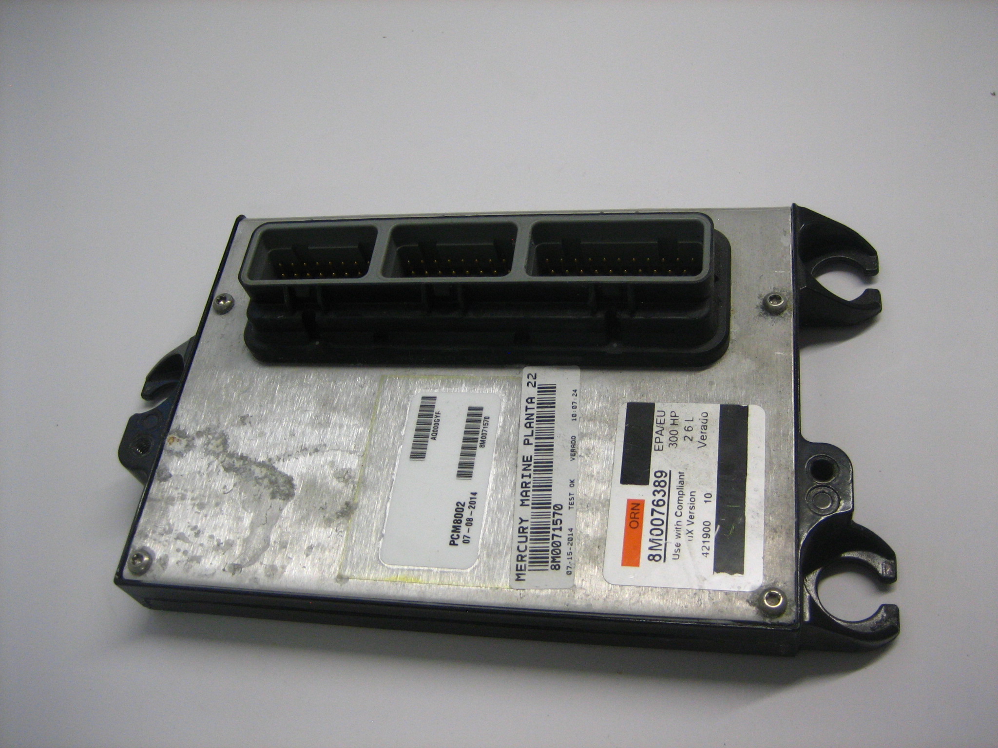 mercury verado ecu for l6 300hp - 8m0076389 - condition unknown - max 09152023 -2-