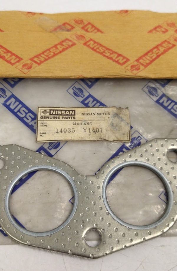 nissan_14035y1401_fo_91923 -2-