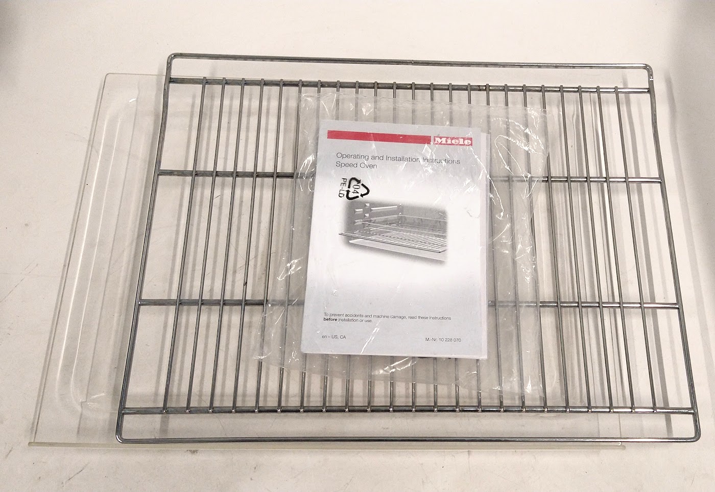 Miele 10228080, Oven Rack With Glass Tray Max Marine Outlet