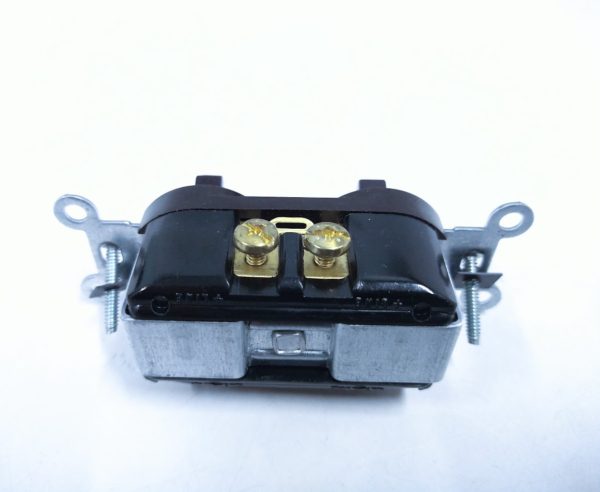 leviton_5243_fo_11623 -3-