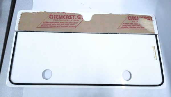 bostonwhaler_door_fo_122223 -2
