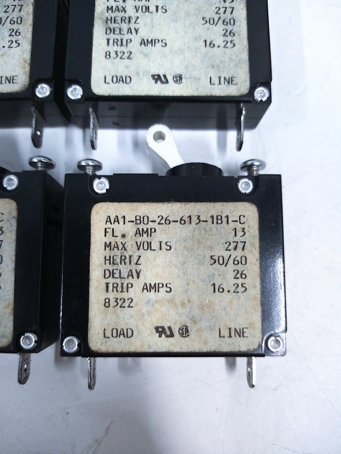 Carling Switch AA1B0266131B1C, Circuit Breaker Switch 13 Amp 4 Pack Max Marine Outlet