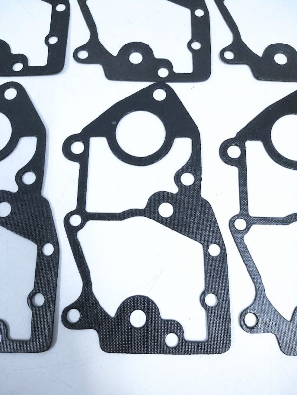 omc-johnson-evinrude-324717-exhaust-housing-gasket-6-pack-felix-ommo33069-20240102-103808-216178