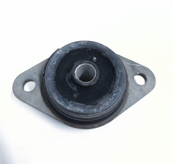 volvo-penta-3853972-rear-mount-rubber-cushion-oem-felix-ommo33069-20240125-154501-193464