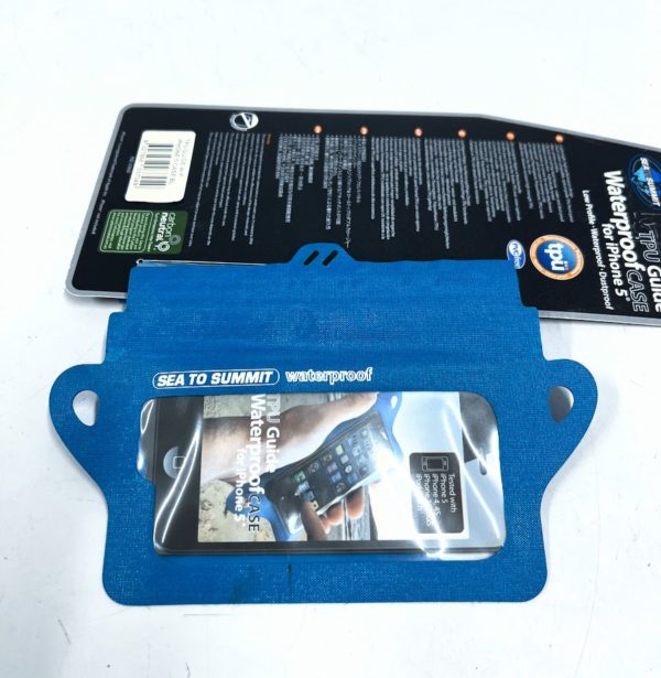sea-to-summit-9327868037049-tpu-guide-waterproof-case-iphone-5-blue-brandon-y-20240226-111115-739333