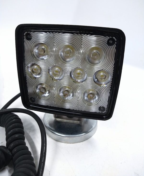 wesbar-54209-018-10-led-work-light-with-magnet-felix-ommo33069-20240208-152018-669309
