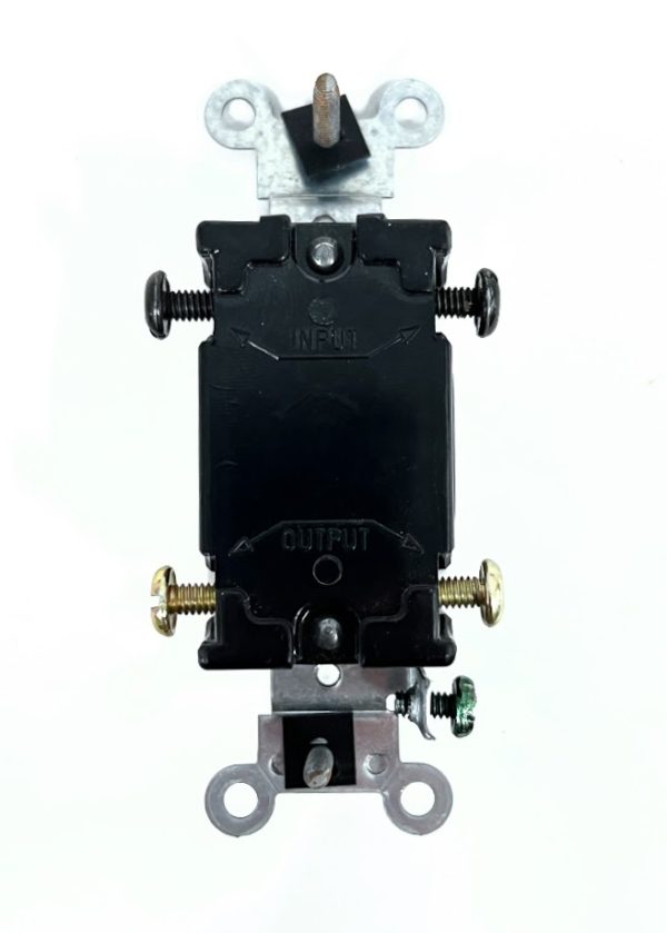 leviton-54504-2w-4-way-toggle-grounding-switch-2-pack-brandon-y-20240312-091521-874707