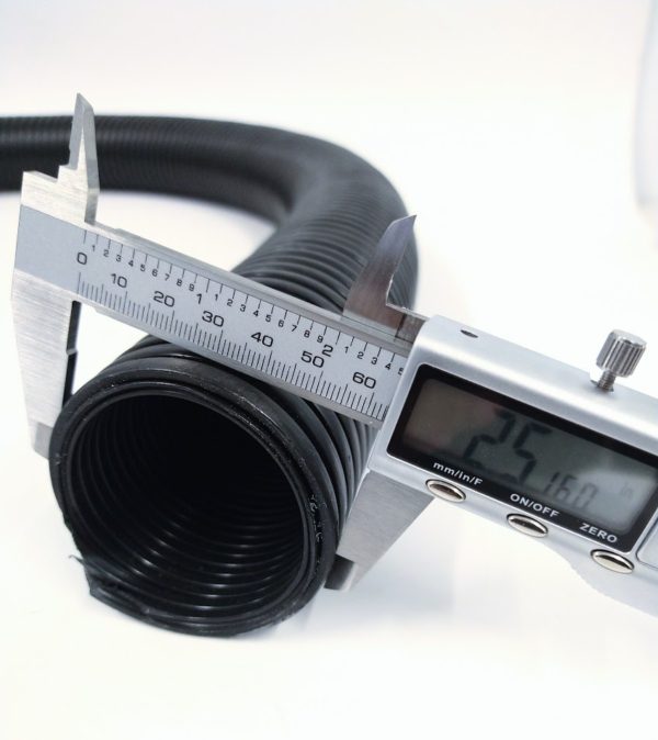 quicksilver-32-8590555-60-inch-hose-with-3-flange-base-connectors-felix-ommo33069-20240312-114715-930550