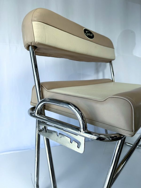 scout-175-sportfish-center-consol-reversible-pilot-seat-back-and-cushion-felix-ommo33069-20240325-125247-605087