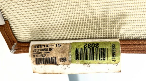 scout-275-lxf-center-console-seat-brandon-y-20240325-143919-767595