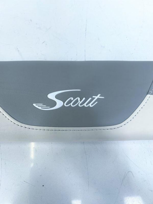 scout-300-lxf-center-bow-cushion-gray-off-white-42-felix-ommo33069-20240327-094801-688529