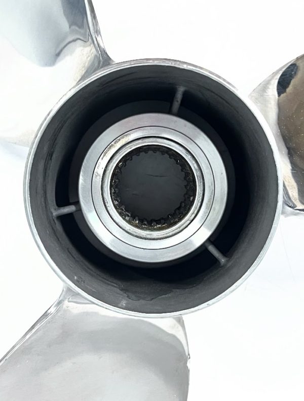 suzuki-3-x-15-1-2-x-25-5f-dual-front-propeller-990c0-0090f-255-damaged-brandon-y-20240329-113832-708621