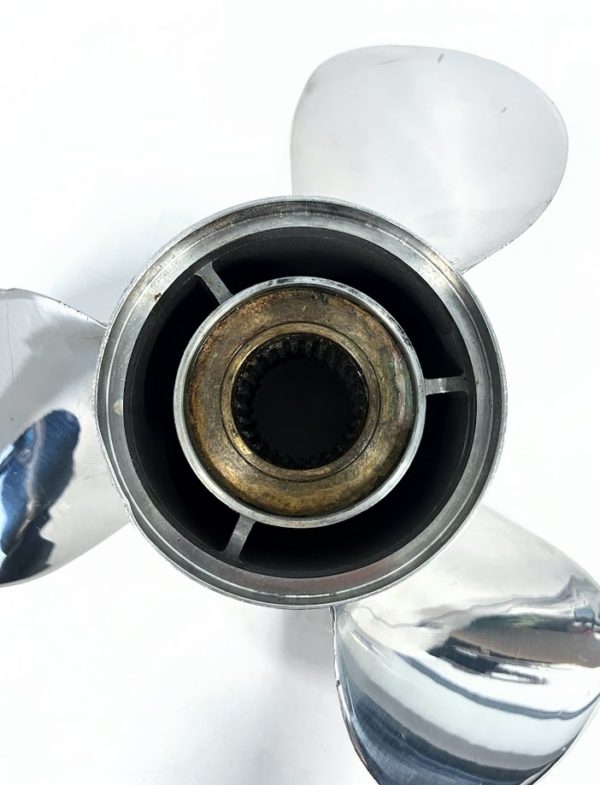 suzuki-3-x-15-1-2-x-25-5f-dual-front-propeller-990c0-0090f-255-damaged-brandon-y-20240329-113916-11213