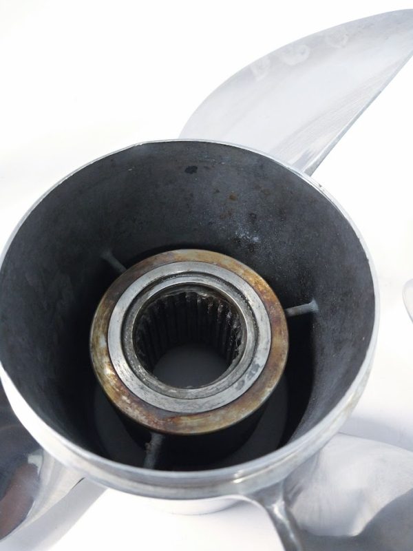 suzuki-marine-3-x-15-1-2-x-28-5-front-and-rear-propeller-dual-set-felix-ommo33069-20240328-153549-858781