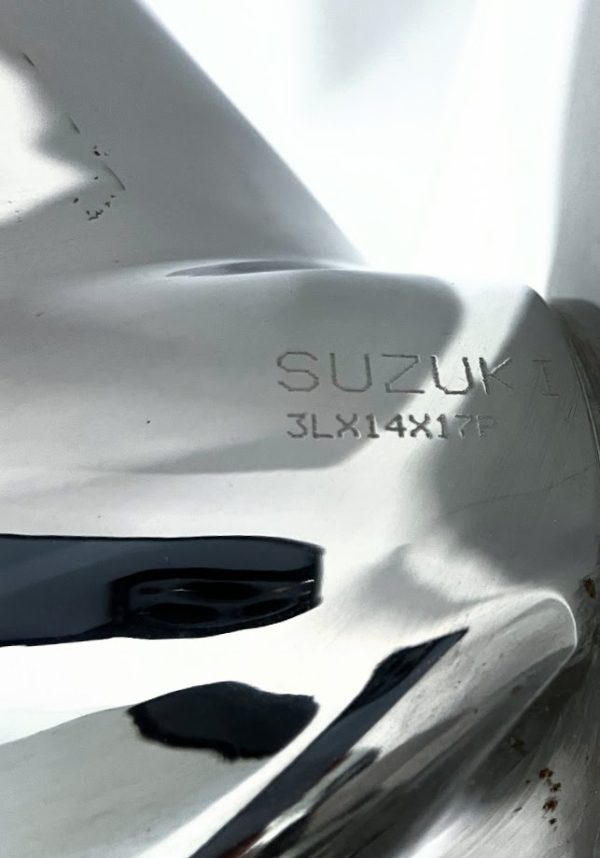 suzuki-marine-3l-x-14-x-17p-lh-stainless-steel-propeller-990c0-00611-17p-brandon-y-20240328-131119-497936
