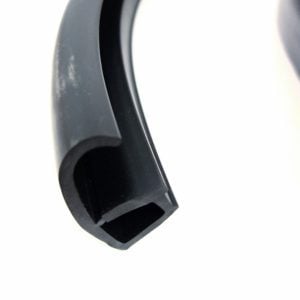 taylor-made-8349040-j-bottom-windshield-screw-cover-28ft-felix-ommo33069-20240301-155120-654112