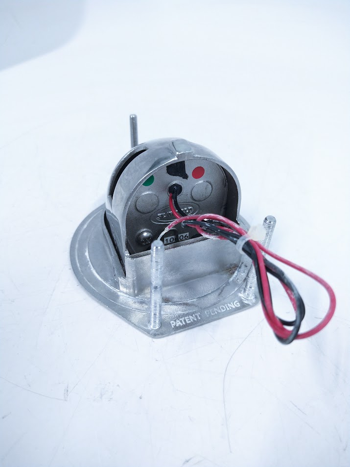 accon-marine-amn-210-m-s-stud-mount-led-bow-light-no-visible-screw-holes-felix-ommo33069-20240416-101445-562970