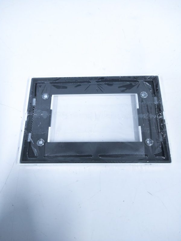 new-vimar-16733-01-white-metal-frame-plaque-module-2-pack-felix-ommo33069-20240430-163726-412815