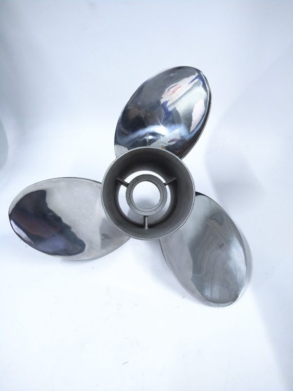 evinrude-johnson-3-x-15-3-8-x-18-rebel-propeller-763989-lh-felix-ommo33069-20240515-113918-35668