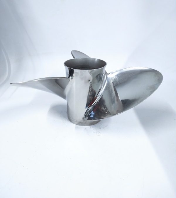 evinrude-johnson-3-x-16-x-20r-propeller-3x16x20r-rh-minor-dents-felix-ommo33069-20240523-123250-140313