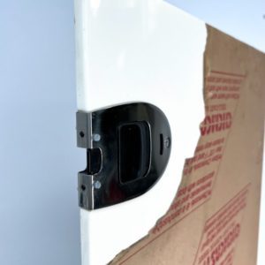scout-215-dorado-walkthrough-console-mounted-door-with-door-stop-mounts-brandon-y-20240502-160452-908029