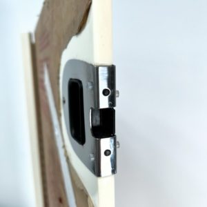 scout-215-dorado-walkthrough-console-mounted-door-with-door-stop-mounts-brandon-y-20240502-160502-287340