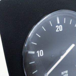 vdo-marine-337-003-tachometer-40-x-100-rpm-black-gauge-bezel-felix-ommo33069-20240507-161342-44819
