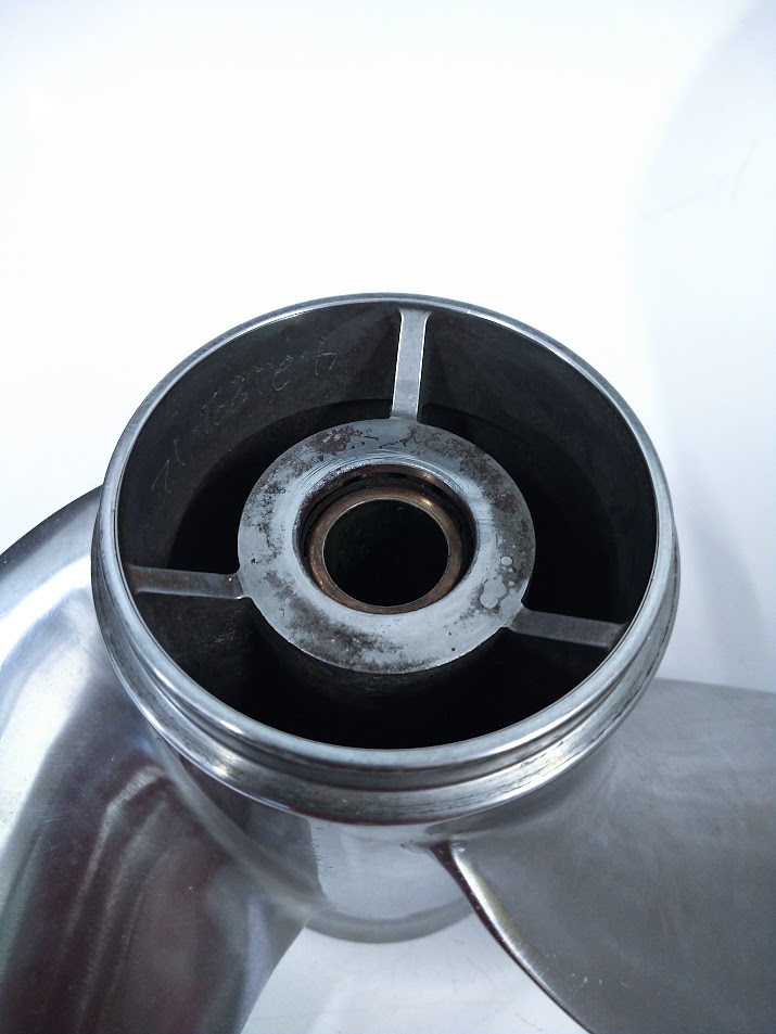 yamaha-3-x-15-3-4-x-15-tl-stainless-steel-saltwater-series-ii-propeller-lh-felix-ommo33069-20240520-091240-485420