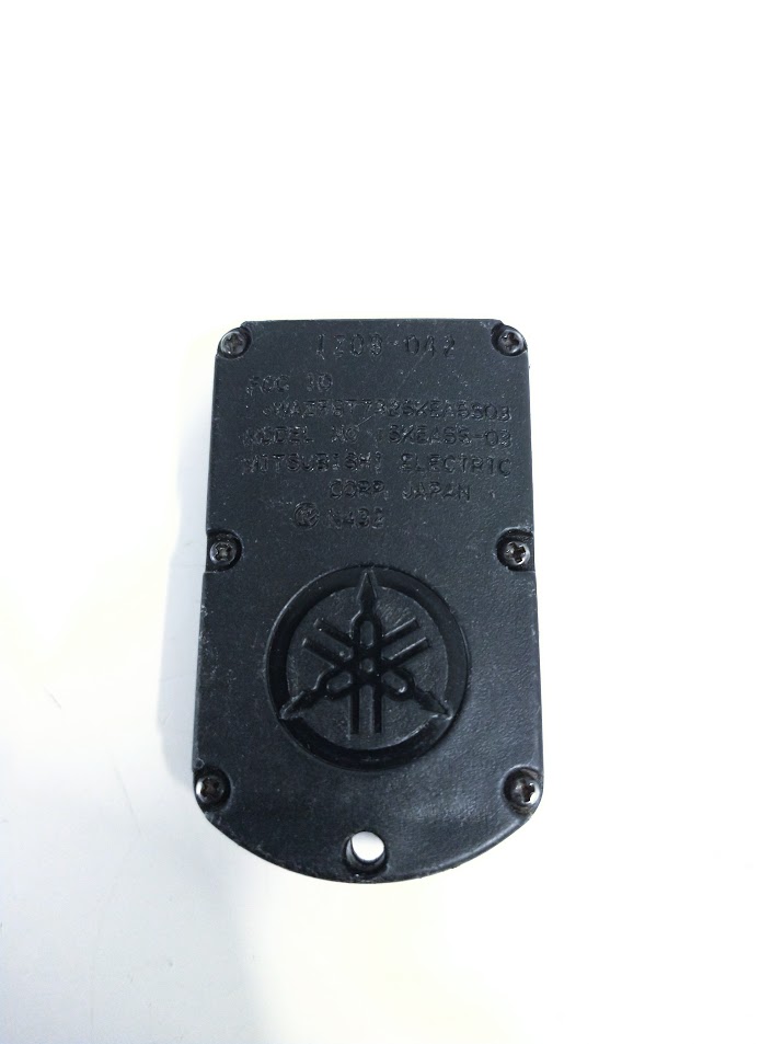 Yamaha 6B6862610000, PWC WaveRunner Remote Control Transmitter Key