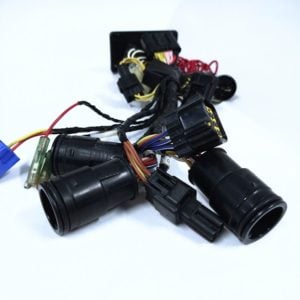 yamaha-marine-6x6-82570-50-00-boat-ignition-switch-panel-with-keys-felix-ommo33069-20240514-114007-148793