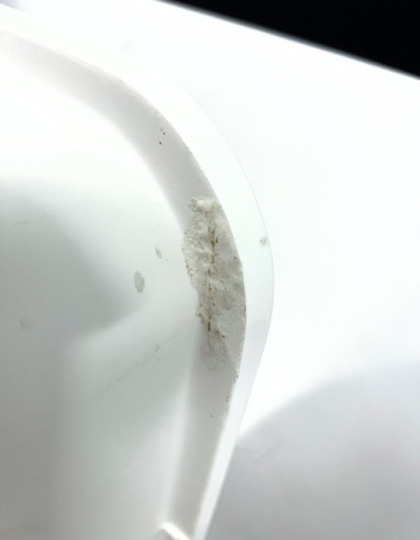 corian-design-859p-glacier-white-sink-slight-imperfections-brandon-y-20240604-094129-453906