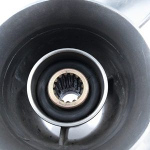 evinrude-johnson-3-x-13-7-8-x-17-propeller-777029-lh-minor-chip-felix-ommo33069-20240619-095714-984580