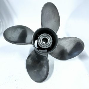 johnson-evinrude-4-x-13-1-4-x-25pp-propeller-431718-rh-minor-dents-felix-ommo33069-20240618-164228-49439