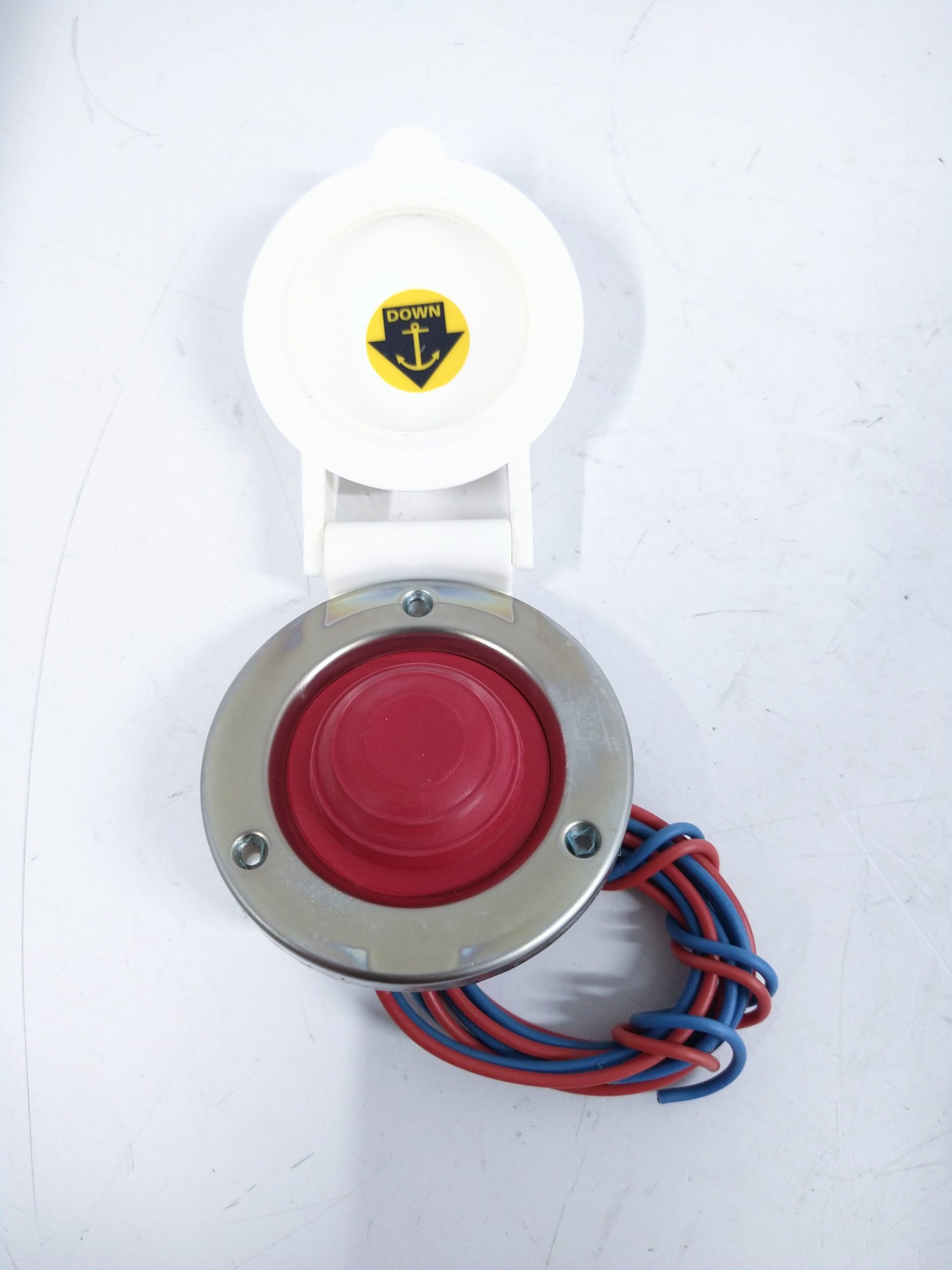 lewmar-68000615-deck-white-foot-down-switch-felix-ommo33069-20240626-120456-710964