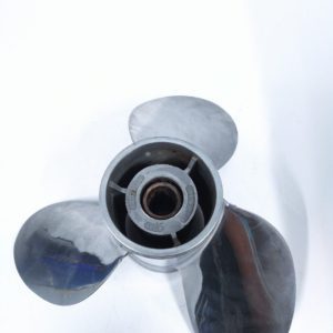 suzuki-3-x-14-x-20-stainless-steel-propeller-pitting-damage-rh-felix-ommo33069-20240611-162600-566392