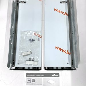blum-770c450-03-01-legrabox-zarge-rl-slides-felix-ommo33069-20240726-141252-365598