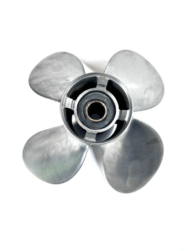 johnson-evinrude-omc-4-x-13-1-2-x-25-renegade-propeller-rh-minor-dents-felix-ommo33069-20240727-075030-948171