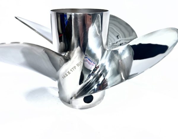 mercury-4-x-14-6-x-17p-rh-revolution-4-propeller-48-8m0151317-brandon-y-20240709-091050-77370