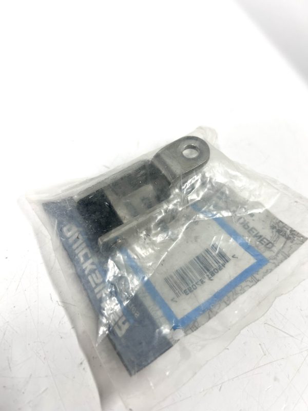 new-quicksilver-831209-retainer-bracket-oem-felix-ommo33069-20240716-124449-230204