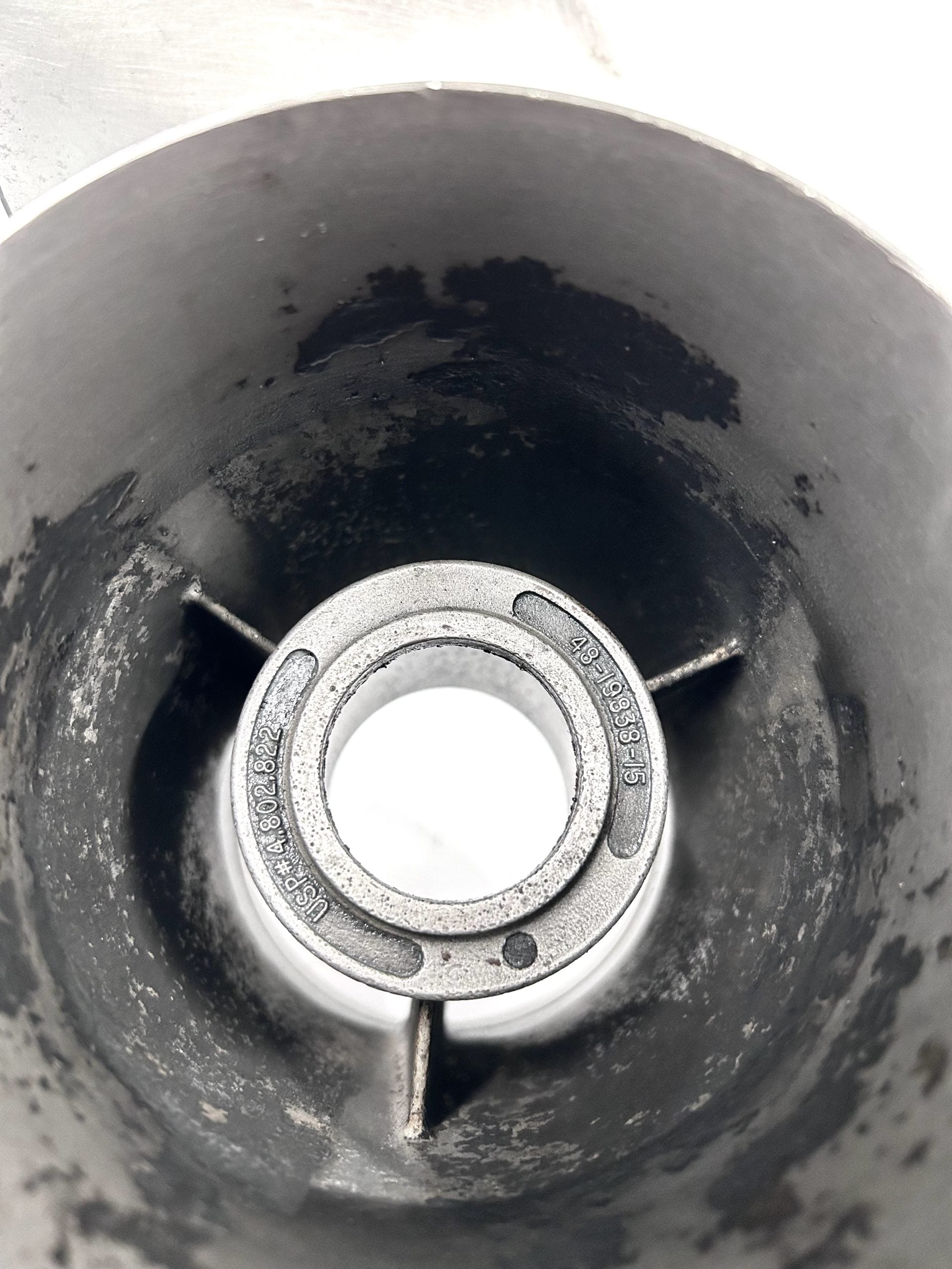 quicksilver-3-x-15-75-x-15-mirage-propeller-48-198838-15-rh-minor-pitting-felix-ommo33069-20240725-161539-3540