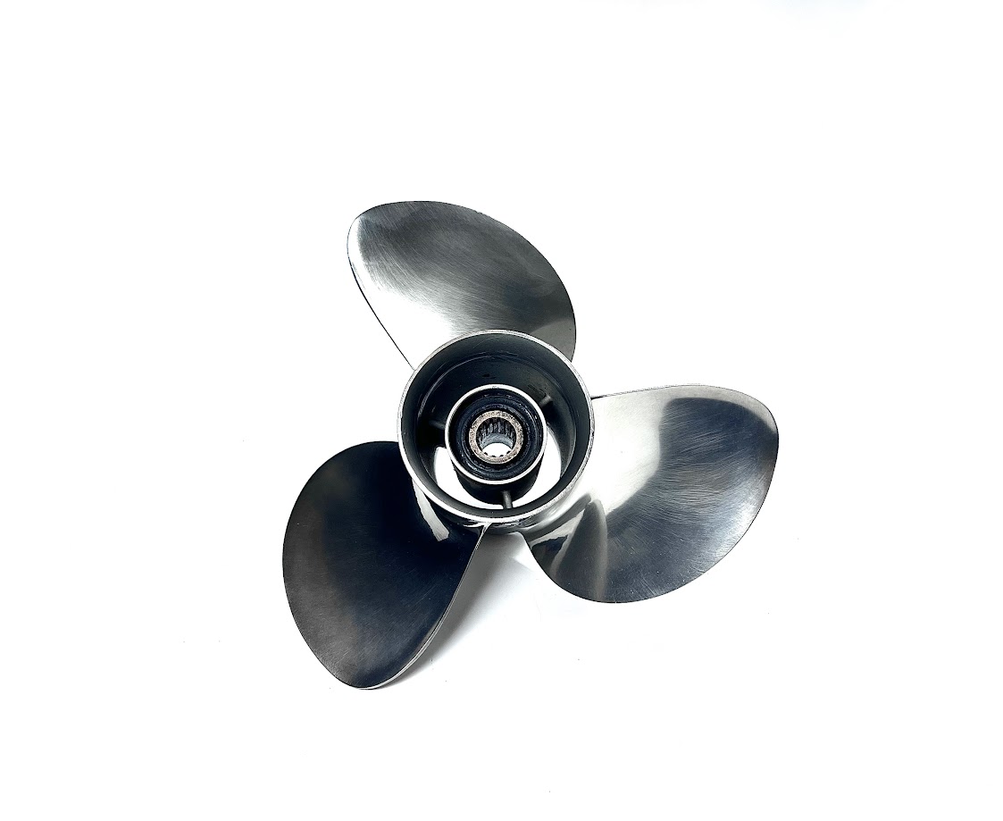 solas-3-x-13-1-2-x-15-rh-stainless-steel-propeller-slight-bent-blade-brandon-y-20240727-112239-185224